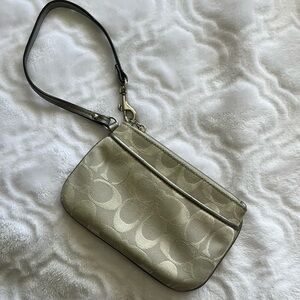 Coach wristlet unique gray beautiful